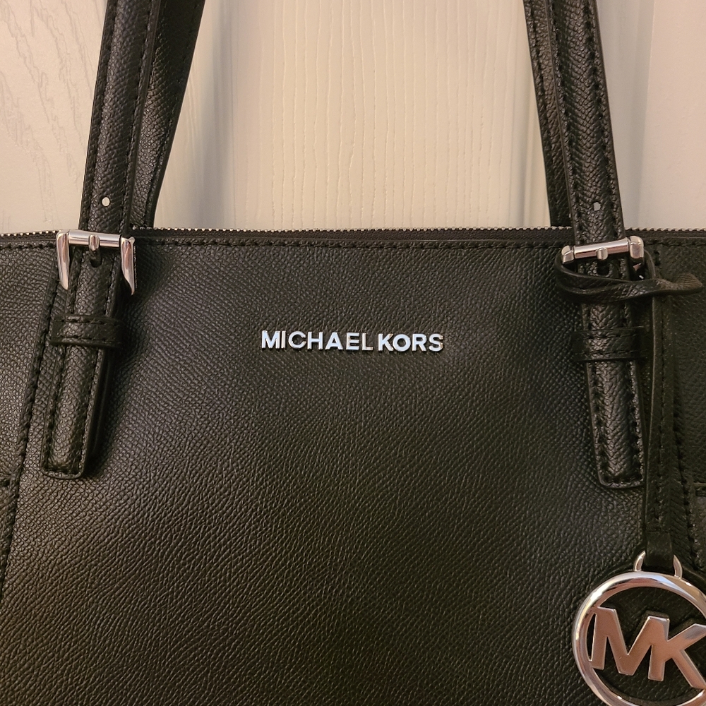 NWOT Michael Kors Jet Set Tote Bag - Picture 3 of 10